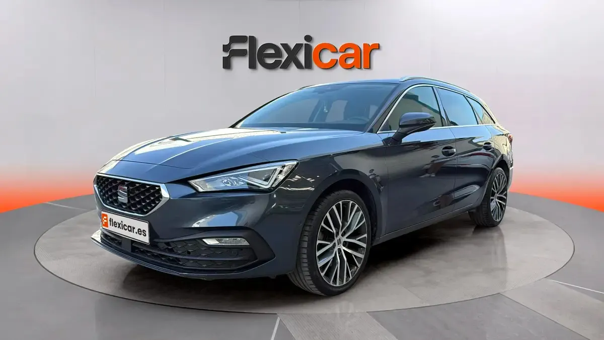 Usado Seat Leon XCELLENCE 150 CV (110 kW) 2020 Gris Familiar