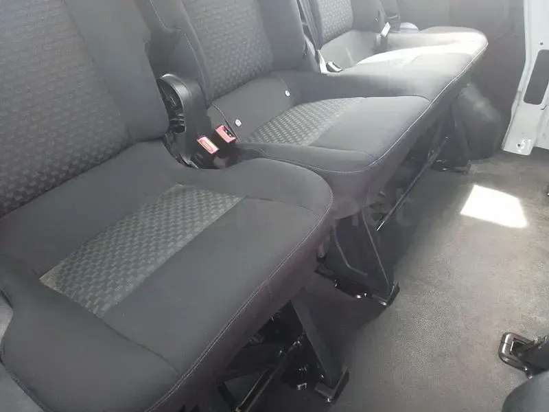 Usado Ford Transit Custom Nugget 130 CV (95 kW) 2021 Blanco Familiar