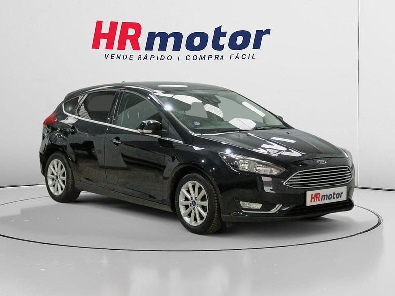 Usado Ford Focus Titanium 126 CV (92 kW) 2015 Negro Berlina