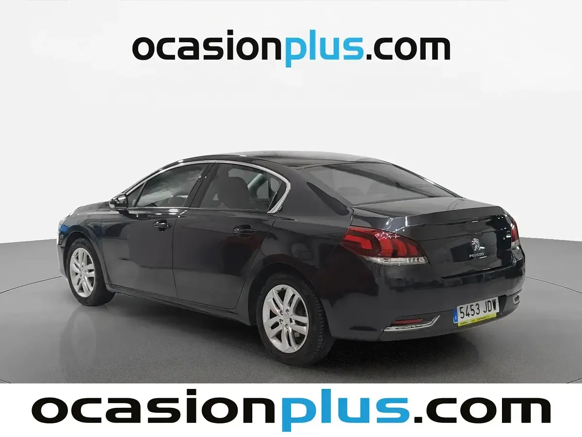 Usado Peugeot 508 Active 115 CV (84 kW) 2015 Gris Berlina