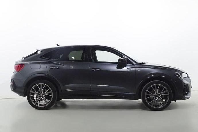 Usado Audi Q3 Ambiente 150 CV (110 kW) 2022 SUV