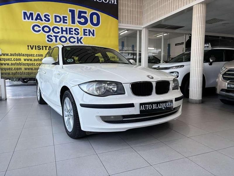 Usado BMW 118 143 CV (105 kW) 2008 Blanco Utilitario