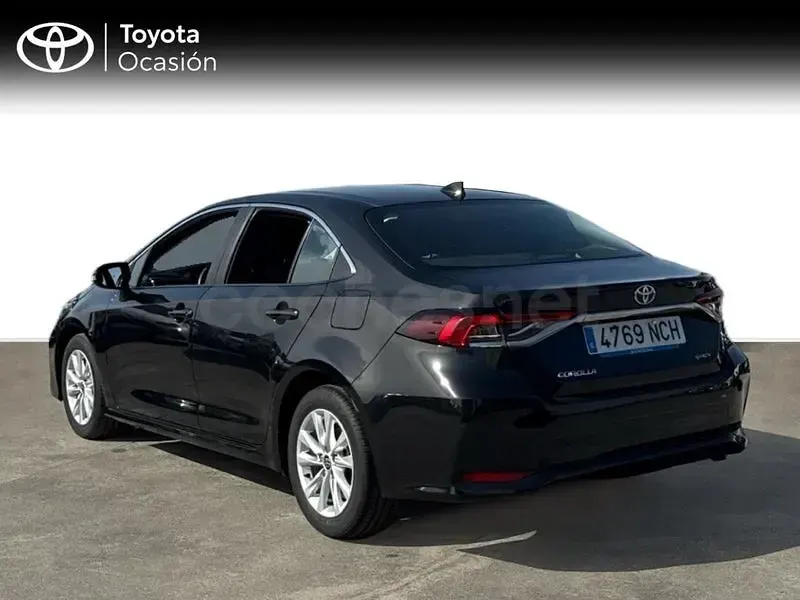 Usado Toyota Corolla Eco 140 CV (102 kW) 2025 Negro Berlina