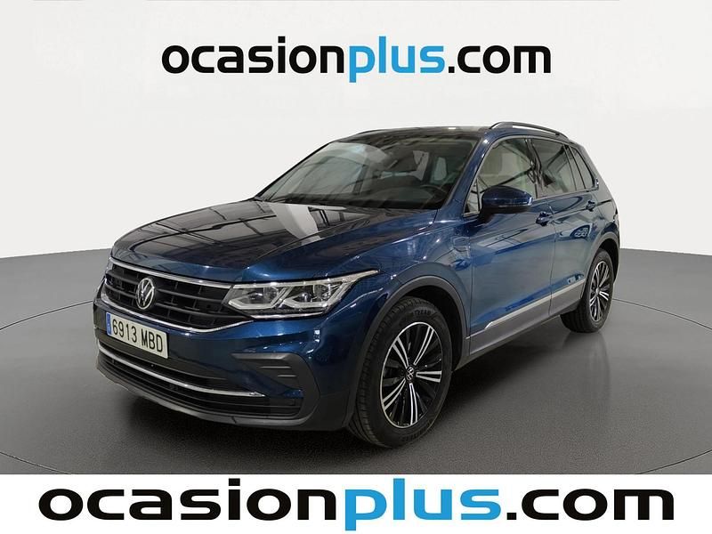 Usado VW Tiguan Life 150 CV (110 kW) 2022 Azul SUV