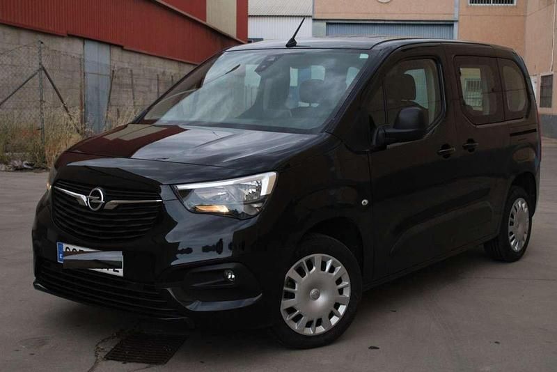 Blanco Usado 2021 Opel Combo Life Edition+ Monovolumen | 13.450 € (Buen precio) - Imagen 1/4
