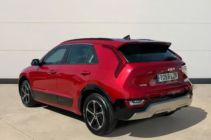 Usado Kia e-Niro 135 kW (184 CV) 2022 Rojo SUV