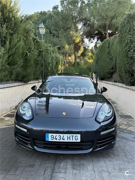 Usado Porsche Panamera 420 CV (308 kW) 2014 Negro Utilitario