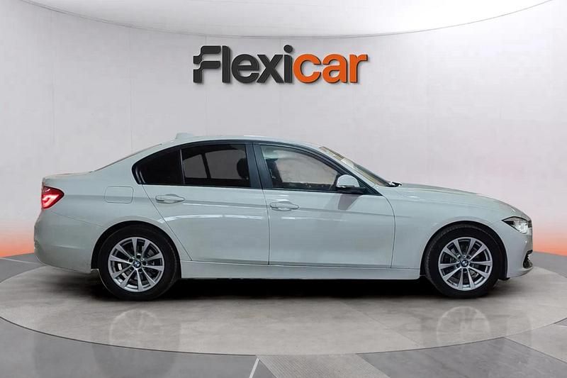 Usado BMW 318 150 CV (110 kW) 2018 Blanco Berlina