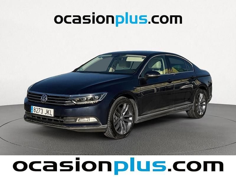Azul Usado 2015 VW Passat Sportline Berlina | 9900 € (Precio justo) - Imagen 1/4