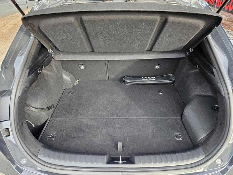 Usado Kia XCeed 141 CV (103 kW) 2021 Gris / plata SUV