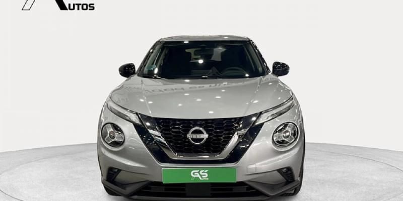Usado Nissan Juke Acenta 114 CV (83 kW) 2023 Gris plata SUV