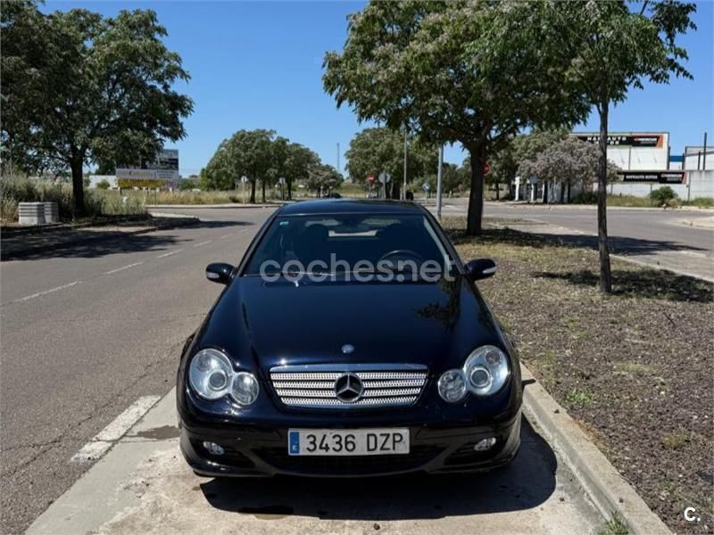 Azul Usado 2006 Mercedes C180 Berlina | 7000 € (Precio justo) - Imagen 1/4