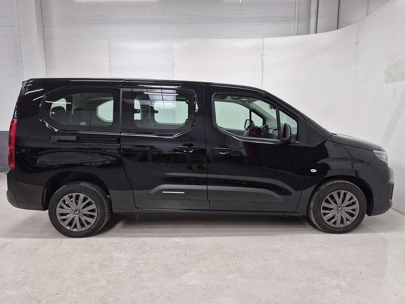 Usado Citroën Berlingo 131 CV (96 kW) 2025 Negro Monovolumen