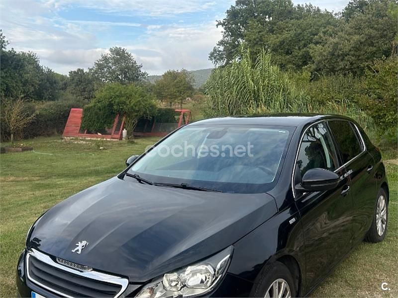 Usado Peugeot 308 Style 115 CV (84 kW) 2015 Negro Berlina