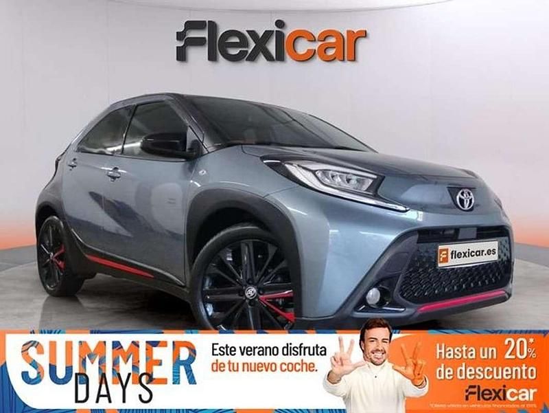 Gris Usado 2023 Toyota Aygo Utilitario | 17.490 € (Caro) - Imagen 1/4