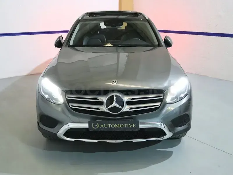 Usado Mercedes GLC350 320 CV (235 kW) 2017 Gris / plata SUV