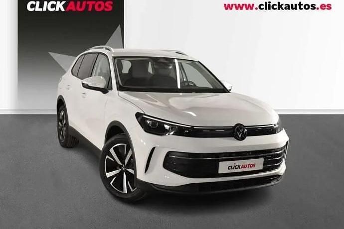 Usado VW Tiguan 150 HP (110 kW) 2025 Preto SUV