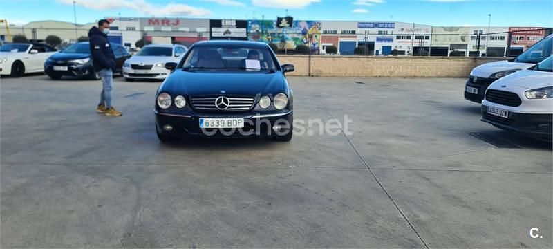 Usado Mercedes CL600 367 CV (269 kW) 2001 Azul Coupe