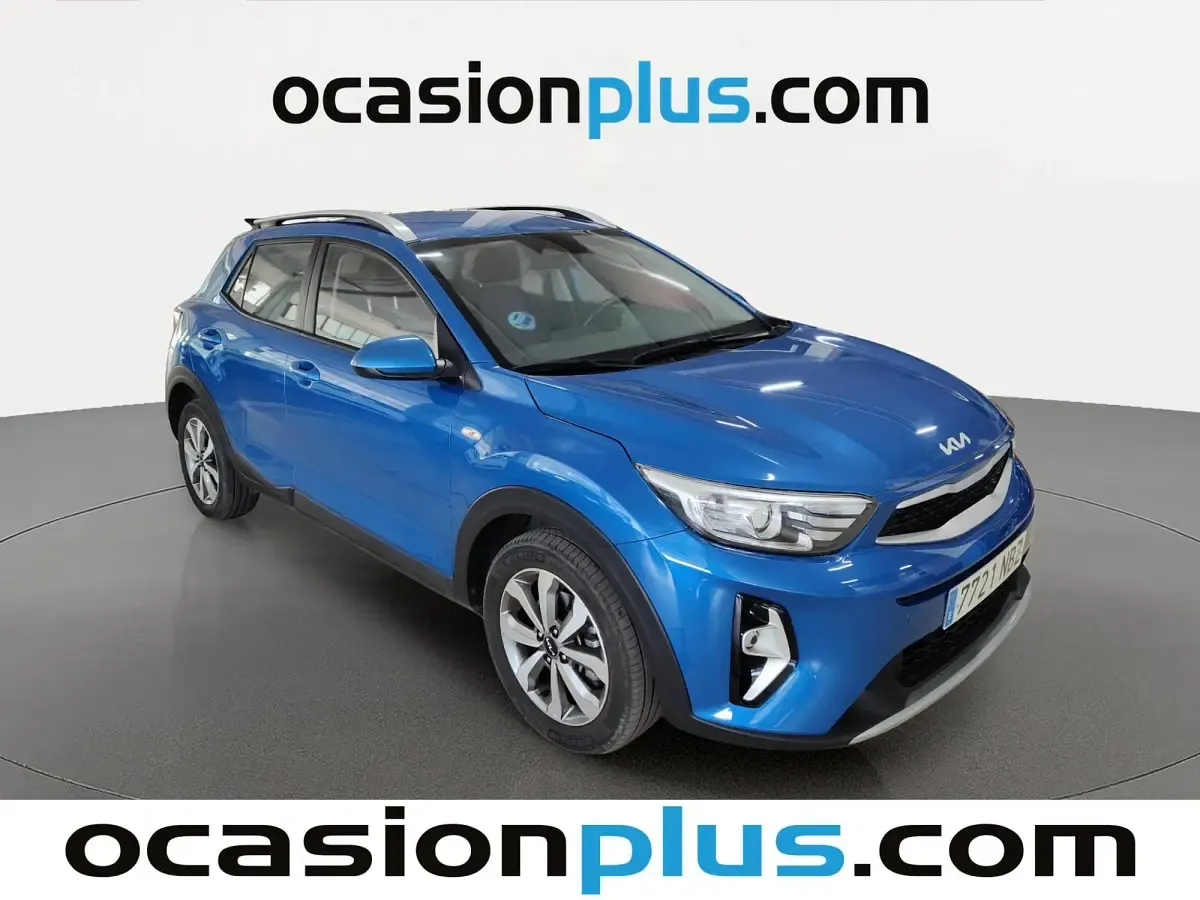 Usado Kia Stonic 101 CV (74 kW) 2025 Azul SUV