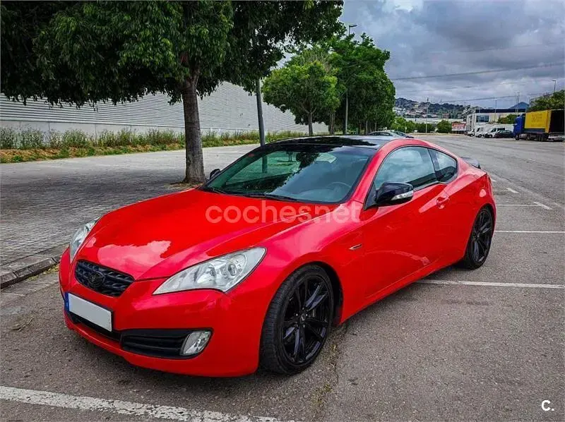 Usado Hyundai Genesis Sport 213 CV (156 kW) 2011 Rojo Coupe
