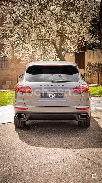 Usado Porsche Cayenne Diesel 262 CV (192 kW) 2016 Gris / plata SUV