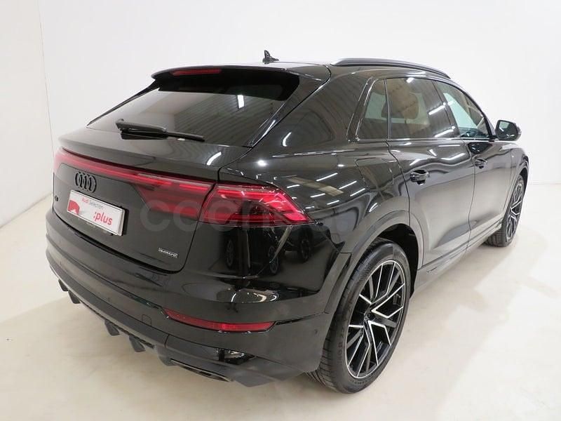 Usado Audi Q8 394 CV (289 kW) 2025 Negro SUV