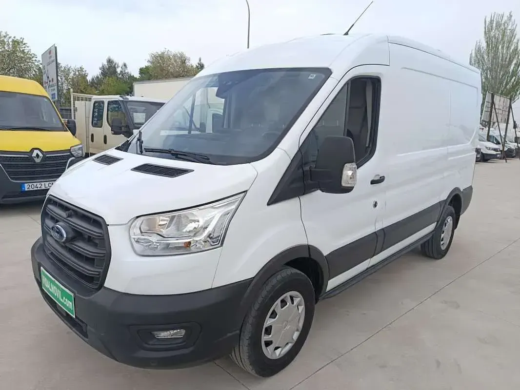 Usado Ford Transit Trend 131 CV (96 kW) 2022 Blanco Van