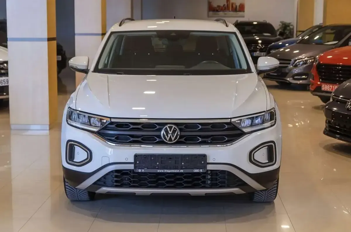 Usado VW T-Roc 116 CV (85 kW) 2023 Blanco SUV