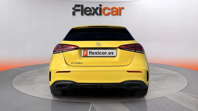 Occasion Mercedes A250 218 PK (160 kW) 2021 Geel Sedan