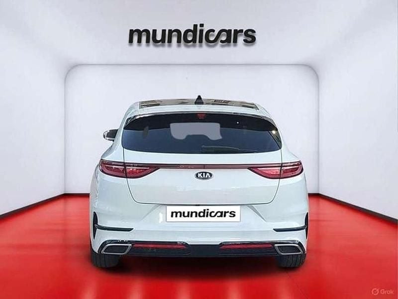 Usado Kia ProCeed GT-Line 120 CV (88 kW) 2020 Blanco Utilitario