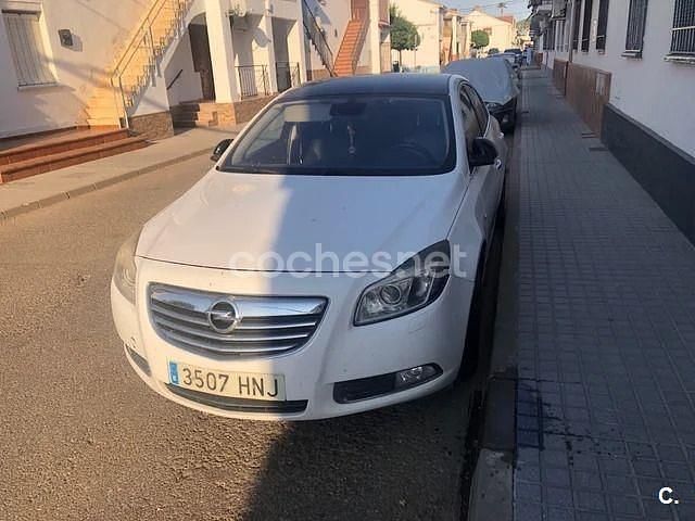 Usado Opel Insignia Sportive 160 CV (117 kW) 2012 Blanco Berlina