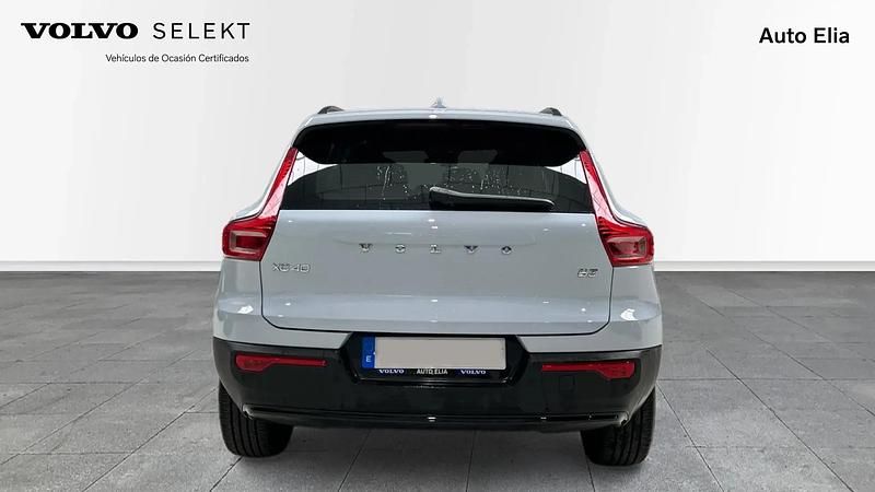 Usado Volvo XC40 Plus 163 CV (119 kW) 2025 SUV