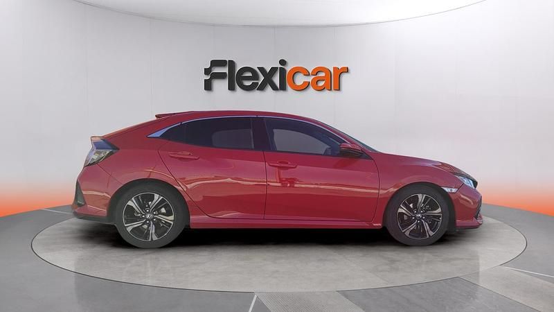 Usado Honda Civic Comfort 129 CV (94 kW) 2019 Rojo Berlina