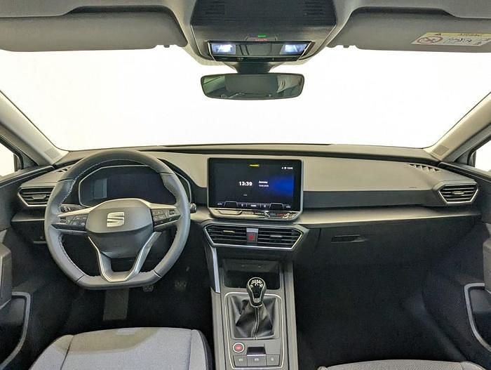 Usado Seat Leon Style 116 CV (85 kW) 2025 Blanco Berlina