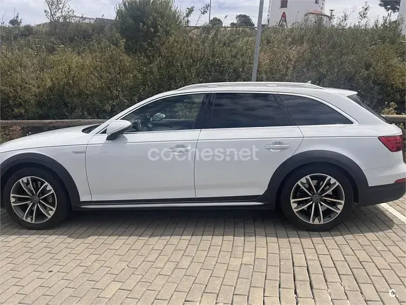 Usado Audi A4 Allroad 272 CV (200 kW) 2017 Blanco Familiar