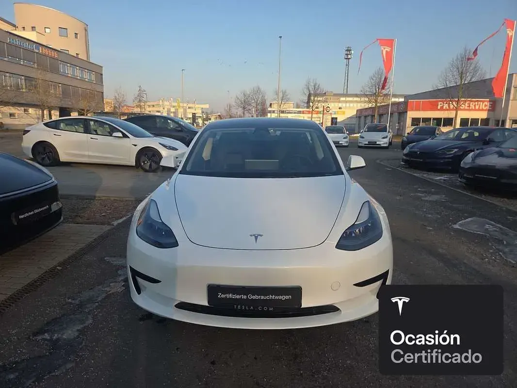 Usado Tesla Model 3 RWD 208 kW (283 CV) 2022 Blanco Berlina