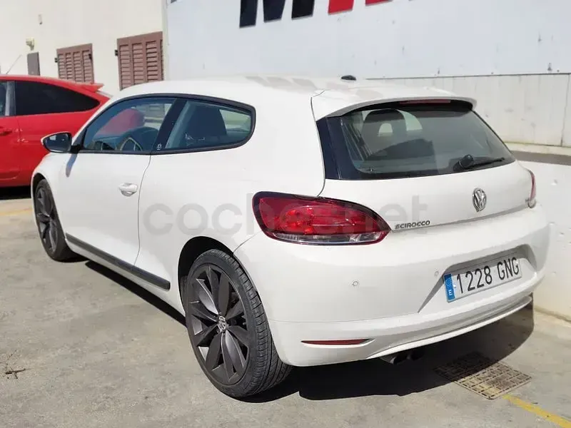Usado VW Scirocco 160 CV (117 kW) 2009 Blanco Coupe