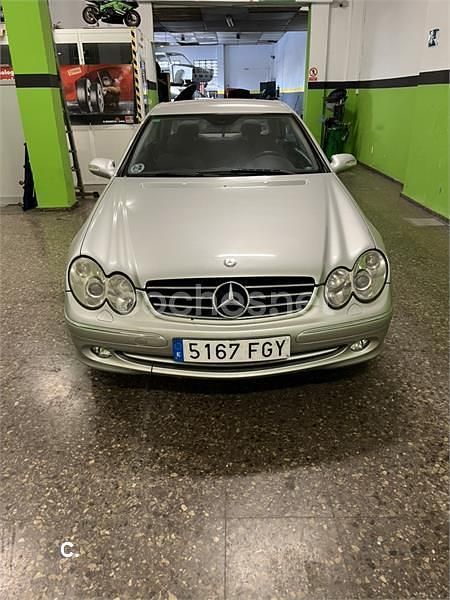 Gris / plata Usado 2005 Mercedes CLK200 Elegance Coupe | 4900 € (Precio justo) - Imagen 1/4