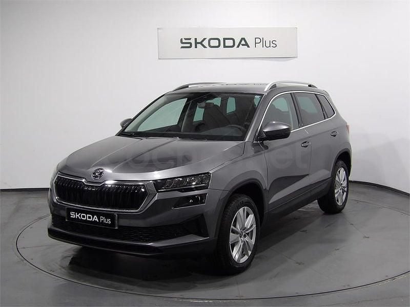 Nuevo Skoda Karoq Selection 150 CV (110 kW) 2025 Gris / plata SUV