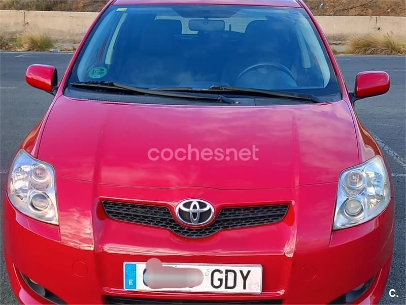 Rojo Usado 2008 Toyota Auris Berlina | 5700 € (Precio justo) - Imagen 1/4