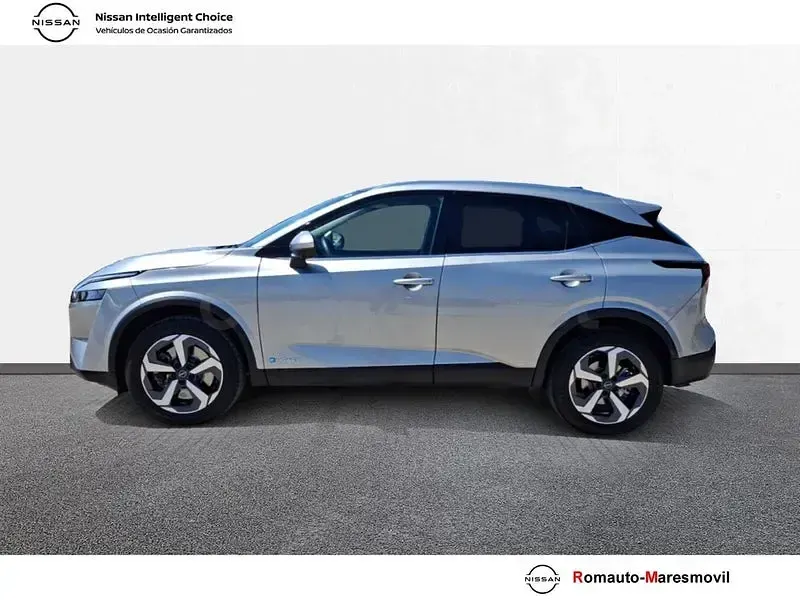Usado Nissan Qashqai N-Connecta 190 CV (139 kW) 2023 Gris / plata SUV