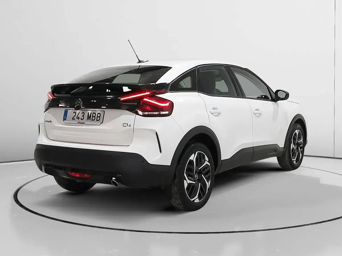 Usado Citroën C4 Feel 110 CV (80 kW) 2022 Blanco Utilitario