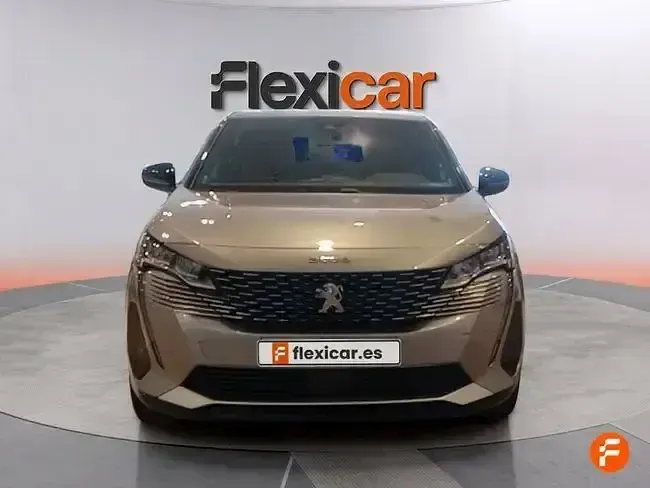 Usado Peugeot 3008 Allure 130 CV (95 kW) 2023 Gris SUV