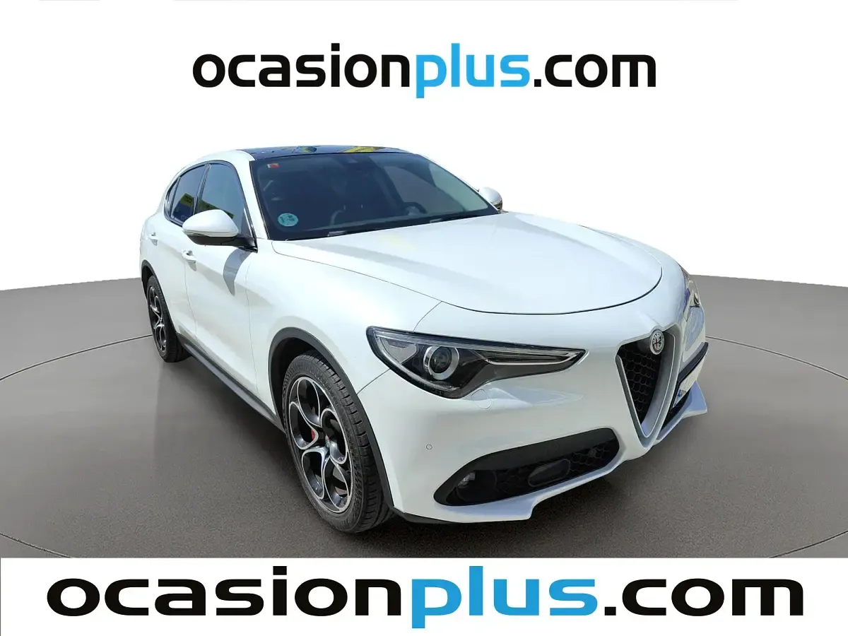 Usado Alfa Romeo Stelvio Executive 190 CV (139 kW) 2019 Blanco SUV