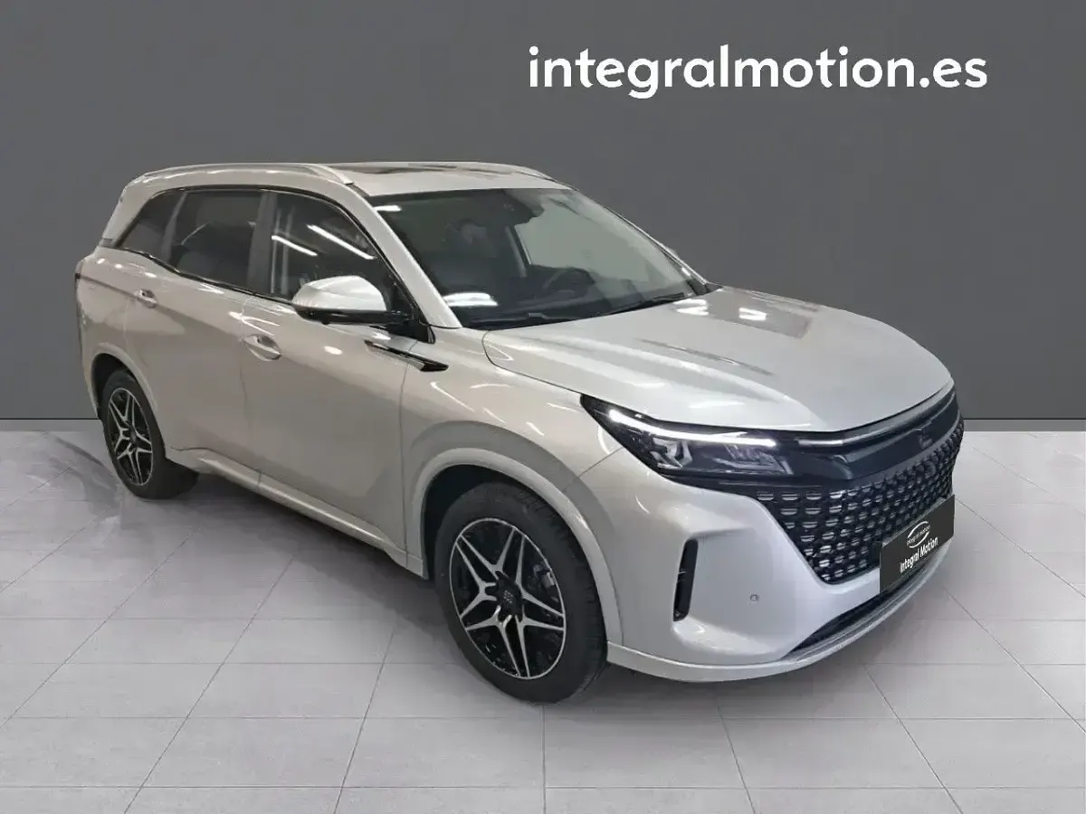 Nuevo DFSK E5 217 CV (159 kW) 2025 Gris SUV