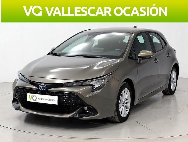 Amarillo Usado 2024 Toyota Corolla Active Berlina | 23.900 € (Precio justo) - Imagen 1/4