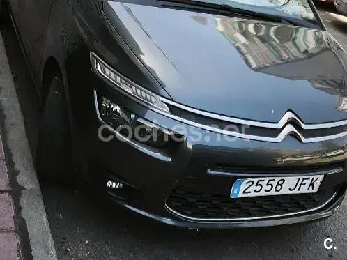 Usado Citroën Grand C4 Picasso Intensive 115 CV (84 kW) 2015 Negro Monovolumen