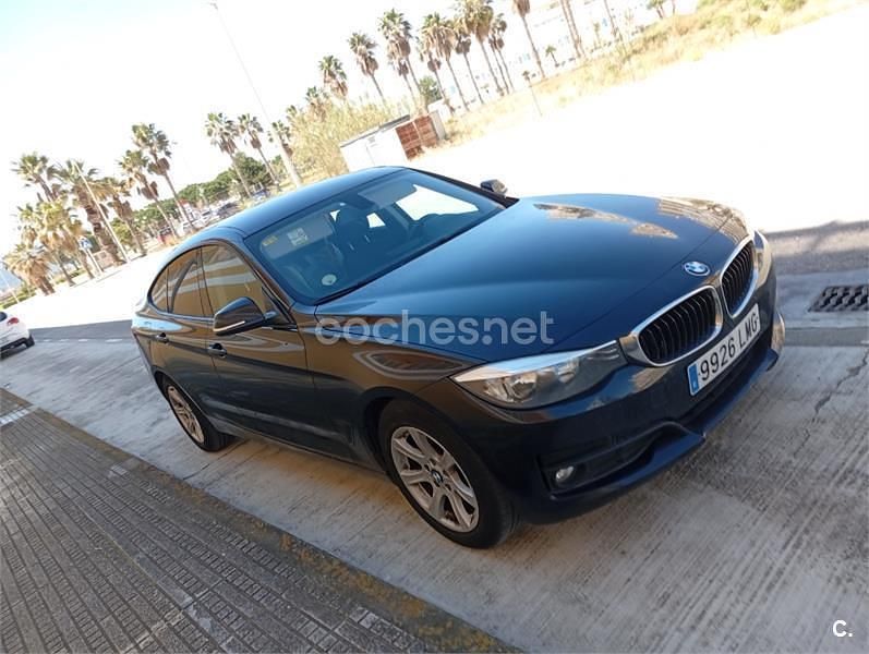 Usado BMW 318 Gran Turismo 143 CV (105 kW) 2016 Negro Berlina