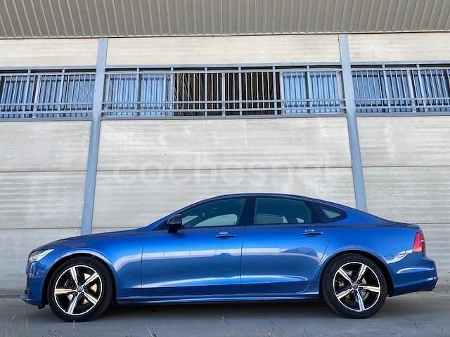 Azul Usado 2020 Volvo S90 Inscription Berlina | 27.990 € (Caro) - Imagen 1/4