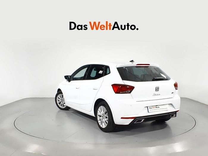 Usado Seat Ibiza FR 115 CV (84 kW) 2025 Blanco Utilitario